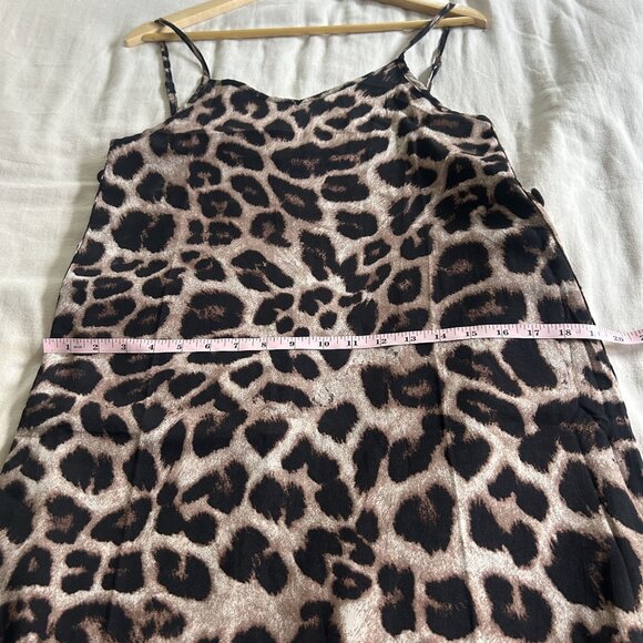 Leopard Print Sleeveless Midi Slip Dress With Side Button Details - Picture 6 of 10